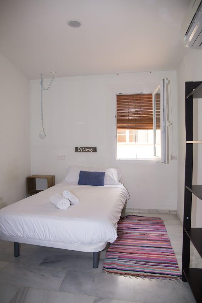 The Nomad Hostel&pension Ostello